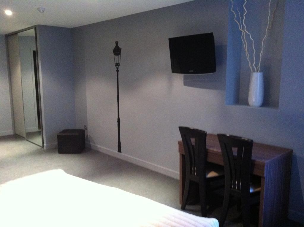 Le Relais Des Bergers Hotel Saint-Martin-en-Haut Bilik gambar