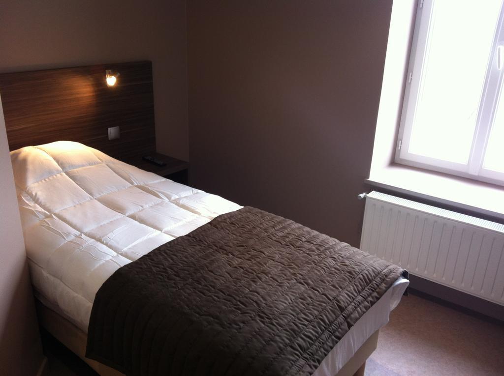 Le Relais Des Bergers Hotel Saint-Martin-en-Haut Bilik gambar