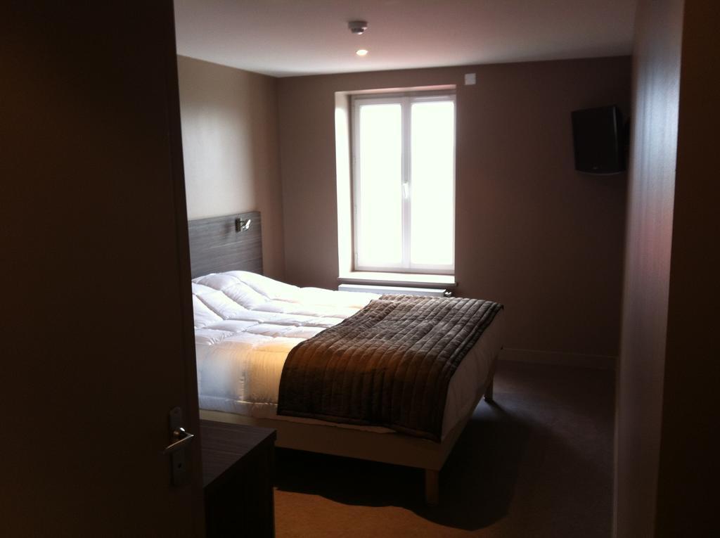 Le Relais Des Bergers Hotel Saint-Martin-en-Haut Bilik gambar